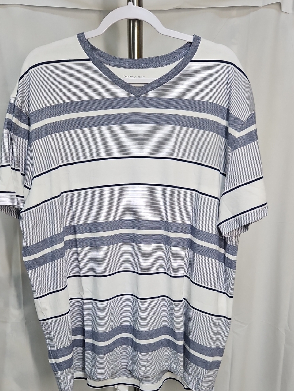 Roundtree & Yorke V-Neck Short Sleeve Striped Tee - White & Blue